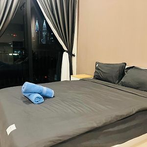 Deluxe King Studio